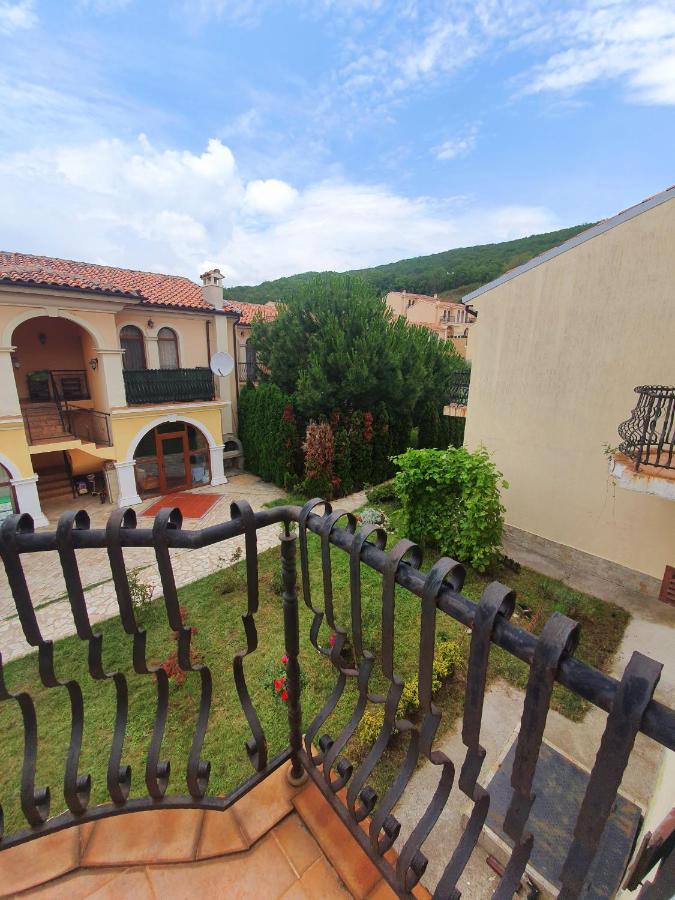 Elenite Private Apartments אלניטה מראה חיצוני תמונה