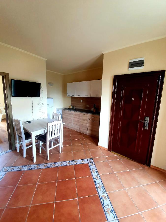 Elenite Private Apartments אלניטה מראה חיצוני תמונה