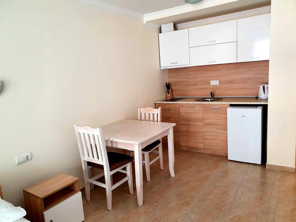 Elenite Private Apartments אלניטה מראה חיצוני תמונה