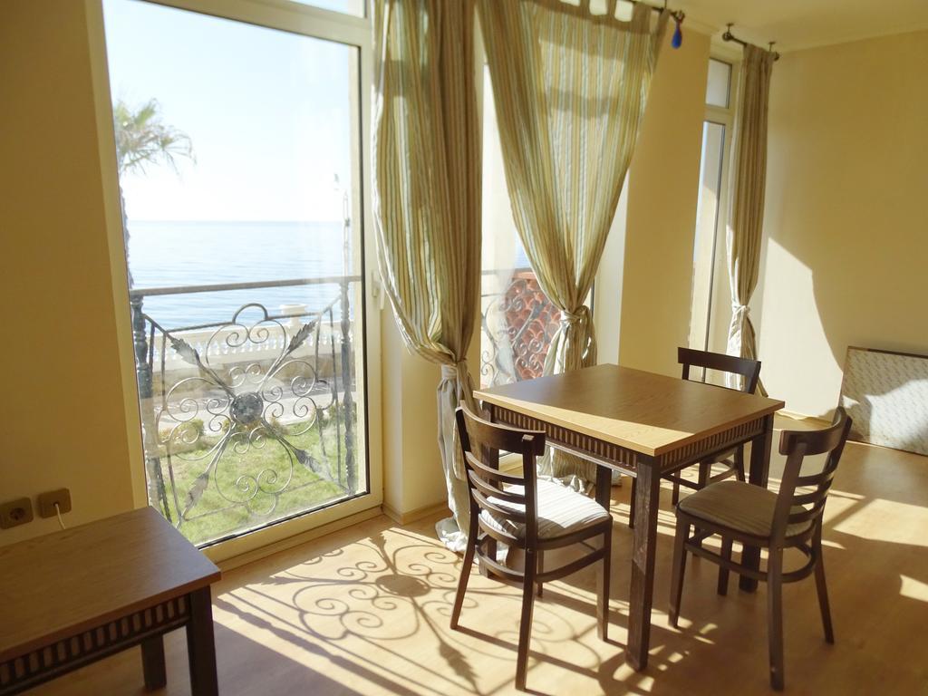 Elenite Private Apartments אלניטה מראה חיצוני תמונה