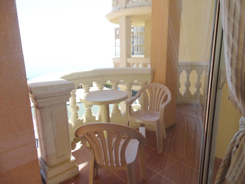 Elenite Private Apartments אלניטה מראה חיצוני תמונה