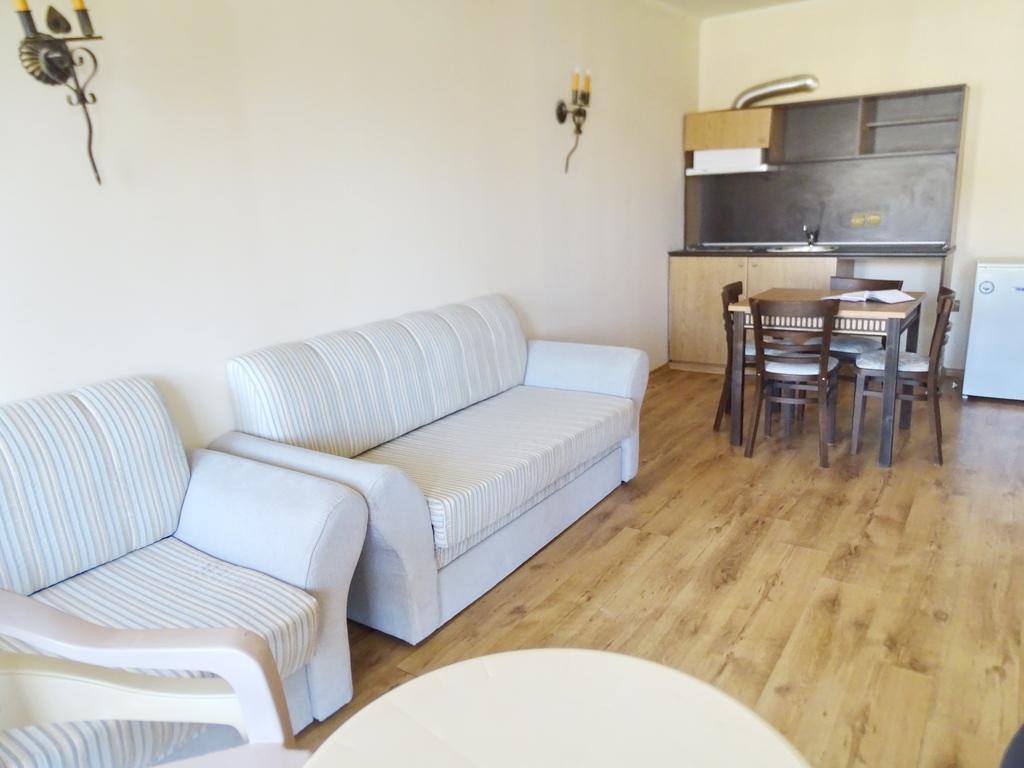 Elenite Private Apartments אלניטה מראה חיצוני תמונה