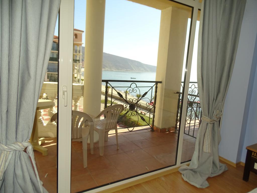 Elenite Private Apartments אלניטה מראה חיצוני תמונה