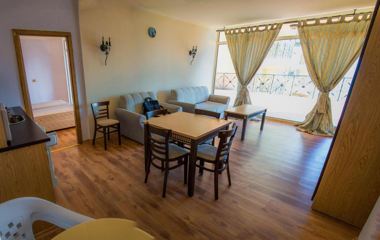 Elenite Private Apartments אלניטה מראה חיצוני תמונה